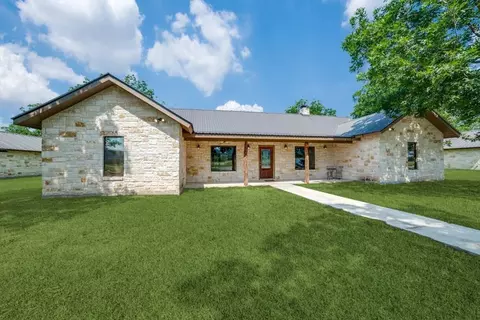 170 Johnny Seibert Ln, Leakey, TX 78873