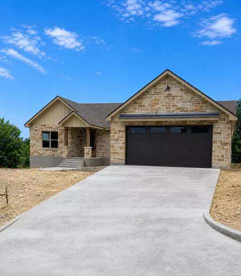 200 Castle Pines Dr, Kerrville, TX 78028