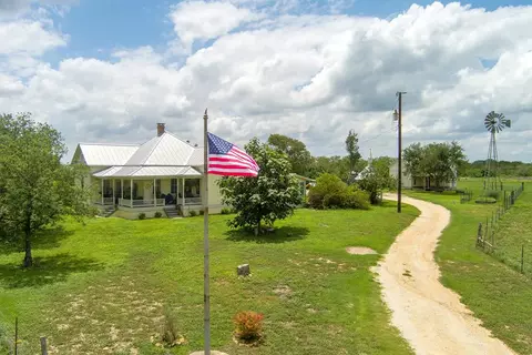 Other - 4515 Stapper Rd, Saint Hedwig, TX 78152 photo 1 of 23