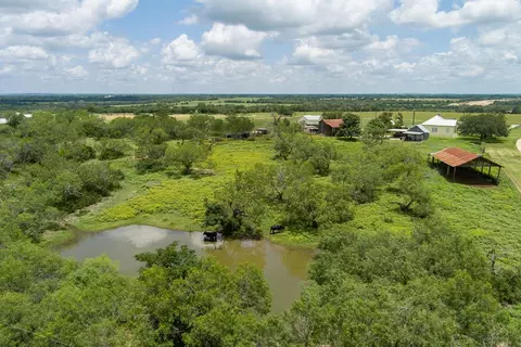 View/Area - 4515 Stapper Rd, Saint Hedwig, TX 78152 photo 3 of 13
