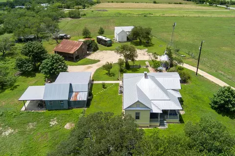 View/Area - 4515 Stapper Rd, Saint Hedwig, TX 78152 photo 9 of 13