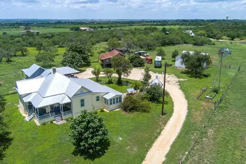 View/Area - 4515 Stapper Rd, Saint Hedwig, TX 78152 photo 6 of 13