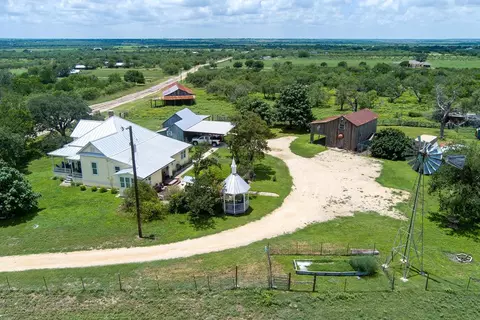 View/Area - 4515 Stapper Rd, Saint Hedwig, TX 78152 photo 5 of 13