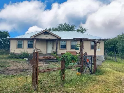 115 Cherry Ln, Camp Wood, TX 78833
