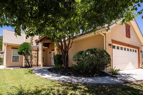 1116 Norfolk Ln, Kerrville, TX 78028