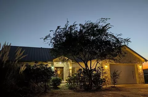 385 Silver Wings, Medina, TX 78055