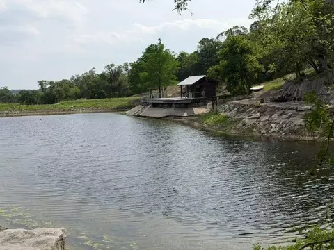 460 Eagle Ridge Rd, Kerrville, TX 78028