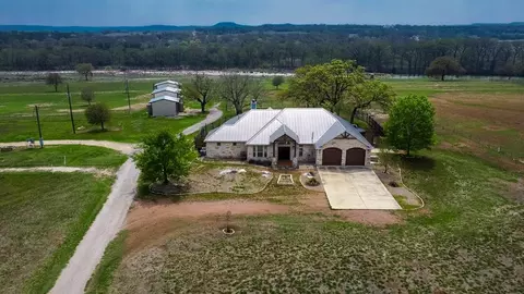 6515 Hwy 27, Center Point, TX 78010