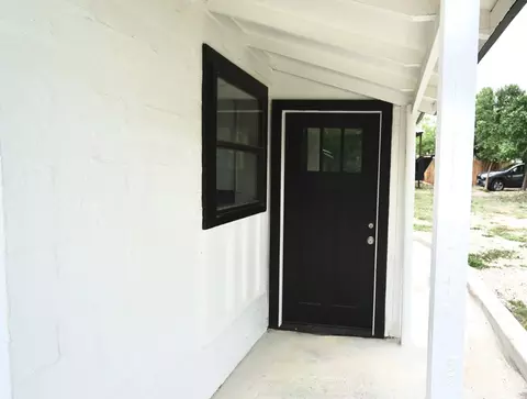 Exterior - 110 Fourth St, Ingram, TX 78025 photo 3 of 6