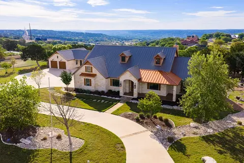 357 Cypress Estates Pkwy W, Ingram, TX 78025