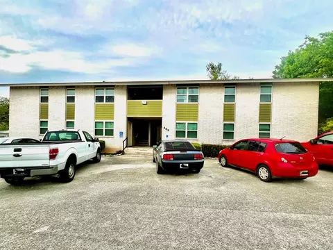 Undisclosed, Kerrville, TX 78028
