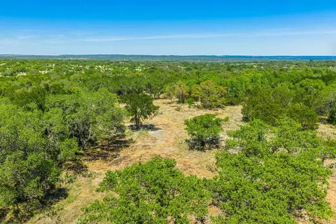 853 Elm Rdg, Fredericksburg, TX 78624