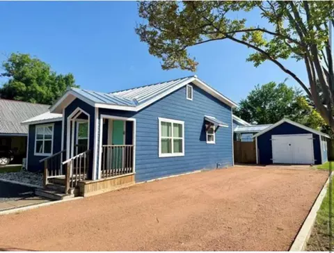 503 Lucille St, Kerrville, TX 78028