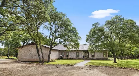 325 Cedar Rdg, Kerrville, TX 78028