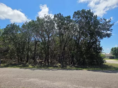 000 Starburst Ln, Bandera, TX 78003