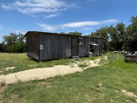 1068 N Hwy 377, Rocksprings, TX 78880