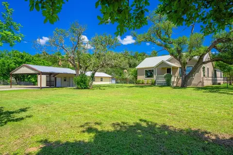 228 Verde Crk, Center Point, TX 78010