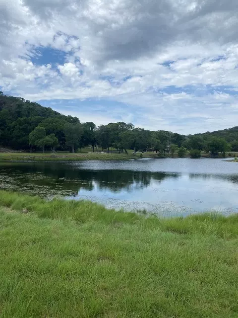 220 Dekoch Rdg, Kerrville, TX 78028