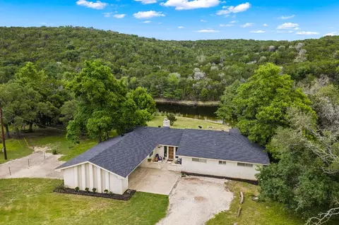 240 Aqua Vista Dr, Kerrville, TX 78028
