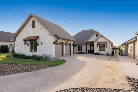 3128 Pinnacle Club Dr, Kerrville, TX 78028