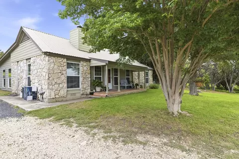 Exterior - 139 143 Eickenroht, Ingram, TX 78025 photo 6 of 6