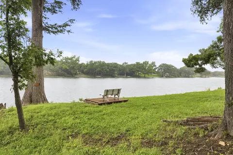 View/Area - 139 143 Eickenroht, Ingram, TX 78025 photo 4 of 10