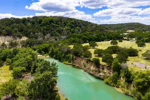289 Hoot Owl Hollow Rd, Ingram, TX 78025