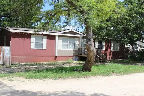159 E Annie Ln, Center Point, TX 78010