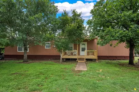 117 Josephine St, Ingram, TX 78025