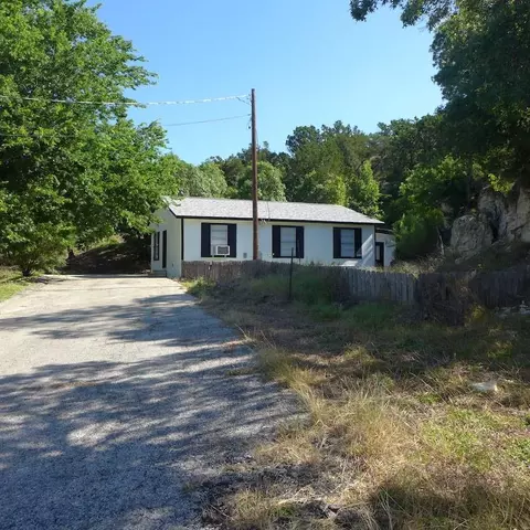 260 Kerrville South Dr, Kerrville, TX 78028