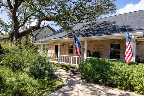 1800 Foothills Dr, Kerrville, TX 78028