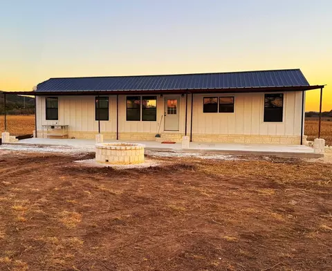 1008 B And R Rnch, Utopia, TX 78884