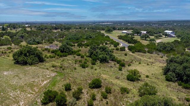 250 Deer Run, Mountain Home, TX 78058