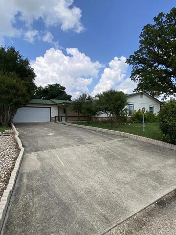 108 Dover Dr, Kerrville, TX 78028