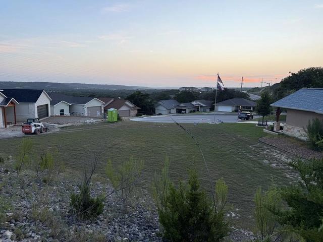 306 Vantage Cir, Kerrville, TX 78028