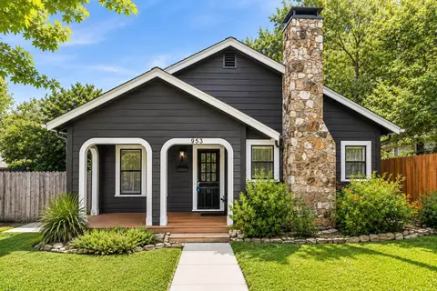 953 Myrta St, Kerrville, TX 78028