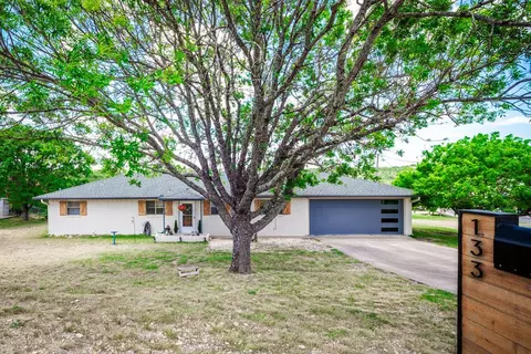 133 Heather Ct, Kerrville, TX 78028