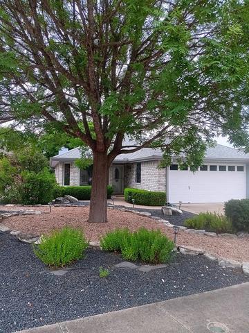 217 Oak Hill Dr, Kerrville, TX 78028