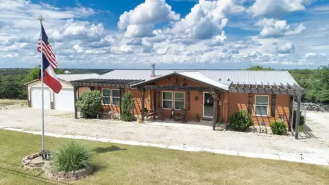 117 S Sun Hvn, Kerrville, TX 78028