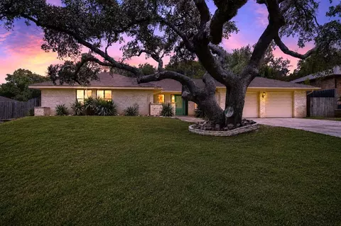 406 Timber Ridge Dr, Kerrville, TX 78028