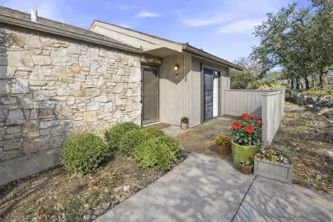 1805-102 West Ln, Kerrville, TX 78028