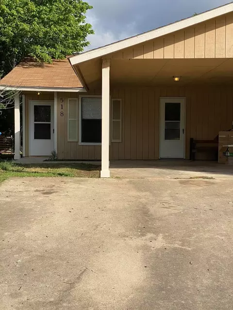 518 A Wigwam Ln, Kerrville, TX 78028