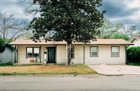 607 Leland St, Kerrville, TX 78028