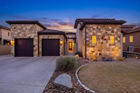 2065 Toscano Way, Kerrville, TX 78028