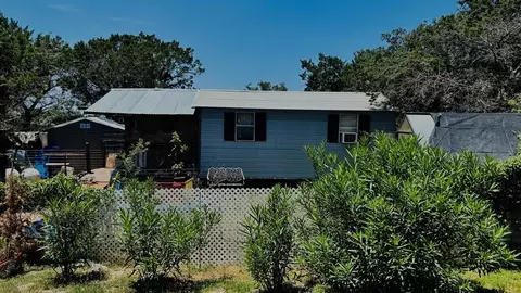 145 S Mai Rd, Kerrville, TX 78028