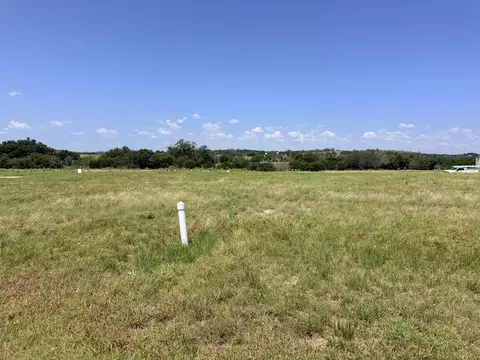 1112 Pinnacle View Dr, Kerrville, TX 78028