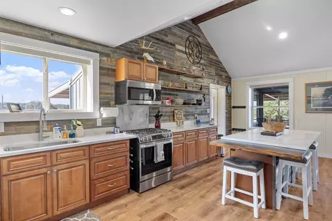 Kitchen - 495 Kc 441, Harper, TX 78631 photo 2 of 2
