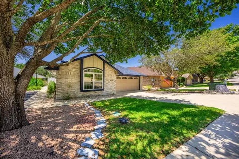 1237 Victory Ln, Kerrville, TX 78028