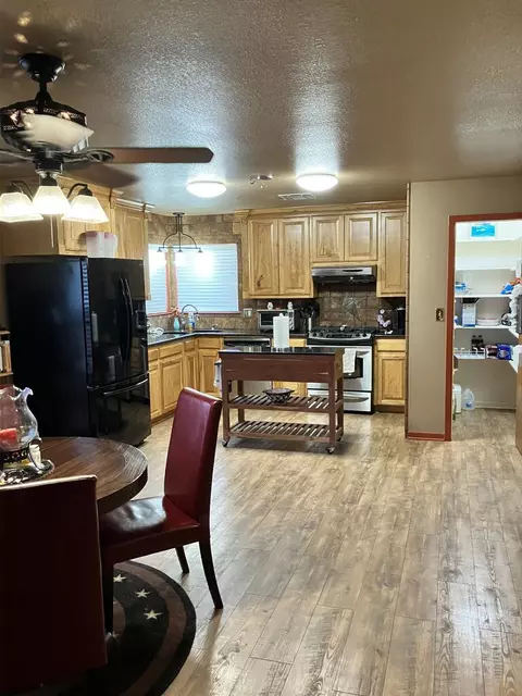 Kitchen - 6729 Kc 210, Junction, TX 76849 photo 4 of 10