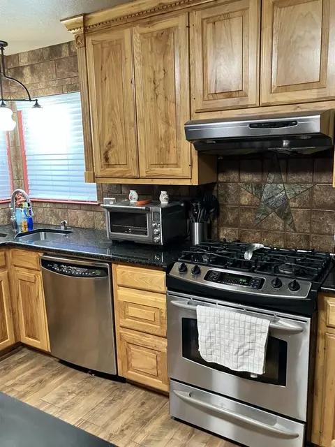 Kitchen - 6729 Kc 210, Junction, TX 76849 photo 2 of 10